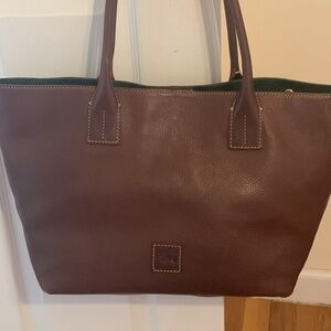 Dooney and Bourke Florentine Med Russel